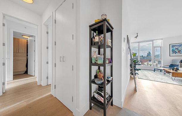 412 2528 MAPLE STREET Kitsilano