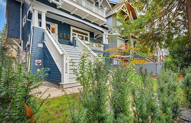 1 3536 POINT GREY ROAD Kitsilano