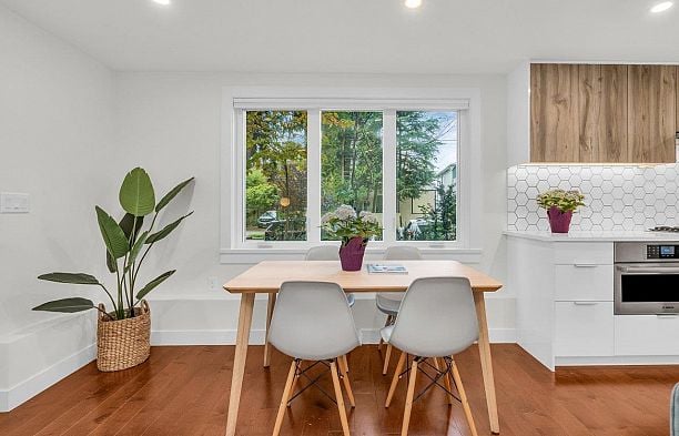 1 3536 POINT GREY ROAD Kitsilano