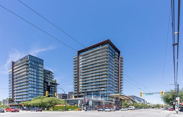 2108 8555 GRANVILLE STREET S.W. Marine