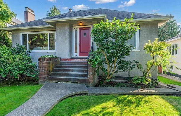 2408 W 22ND AVENUE Arbutus