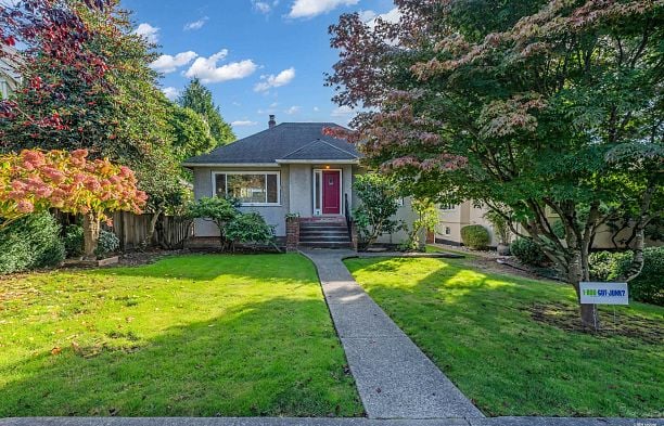 2408 W 22ND AVENUE Arbutus