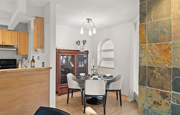 103 2256 W 7TH AVENUE Kitsilano