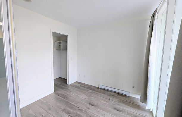 407 2528 MAPLE STREET Kitsilano