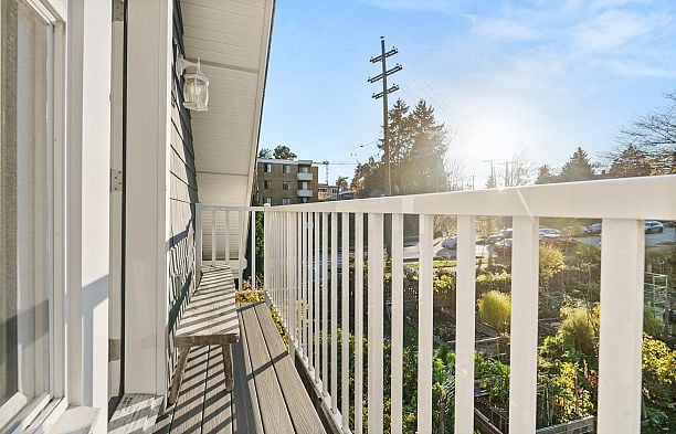 2171 MAPLE STREET Kitsilano