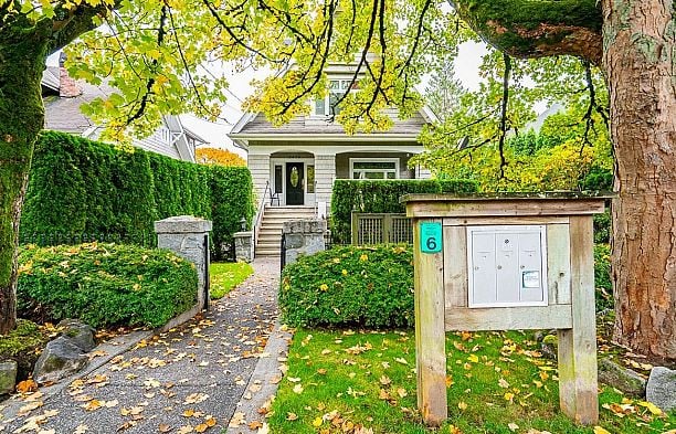 2478 W 5TH AVENUE Kitsilano