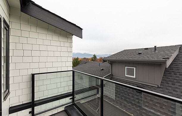 B 3538 W 14TH AVENUE Kitsilano