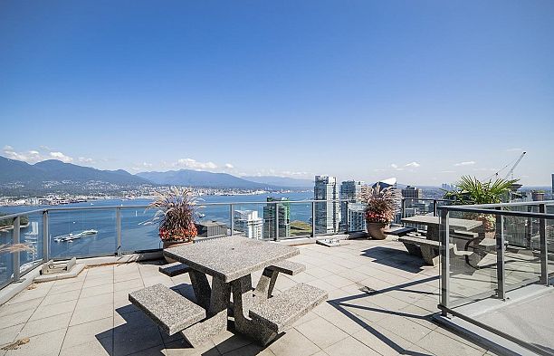 1105 1189 MELVILLE STREET Coal Harbour