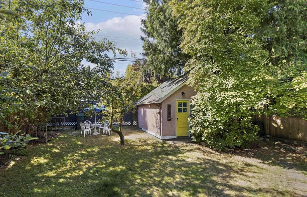 4266 W 10TH AVENUE Point Grey