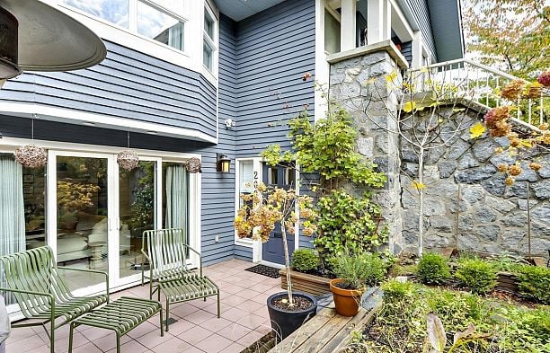 2005 W 15TH AVENUE Kitsilano