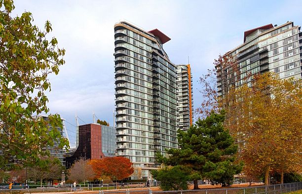 303 918 COOPERAGE WAY Yaletown