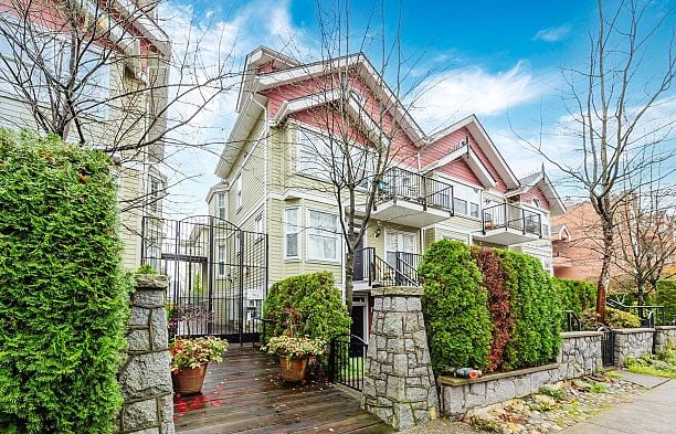 308 962 W 16TH AVENUE Cambie