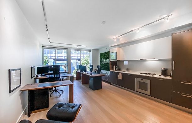 301 1477 W PENDER STREET Coal Harbour