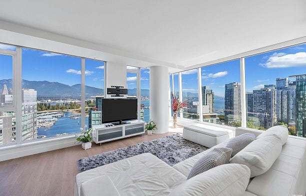 2302 1499 W PENDER STREET Coal Harbour