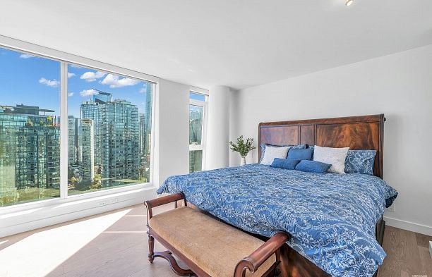 2302 1499 W PENDER STREET Coal Harbour