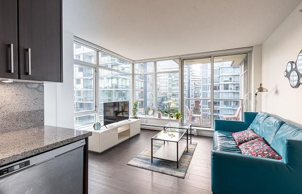 804 138 W 1ST AVENUE False Creek