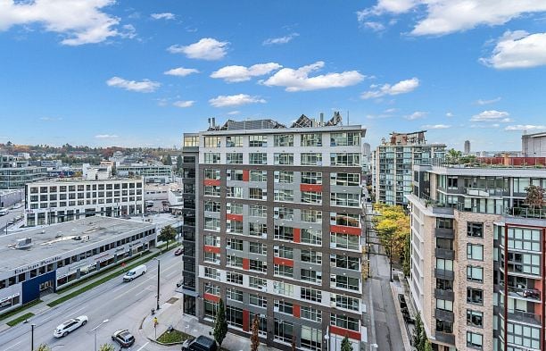 1219 1768 COOK STREET False Creek