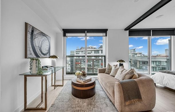 1219 1768 COOK STREET False Creek