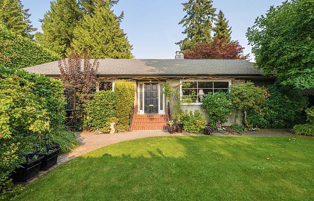 5638 MAPLE STREET Shaughnessy