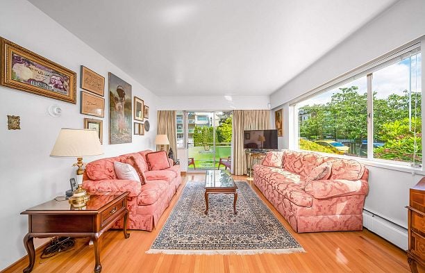 206 2409 W 43RD AVENUE Kerrisdale