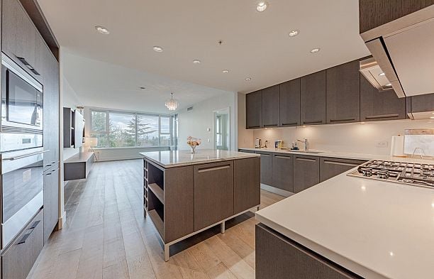 310 2102 W 48TH AVENUE Kerrisdale