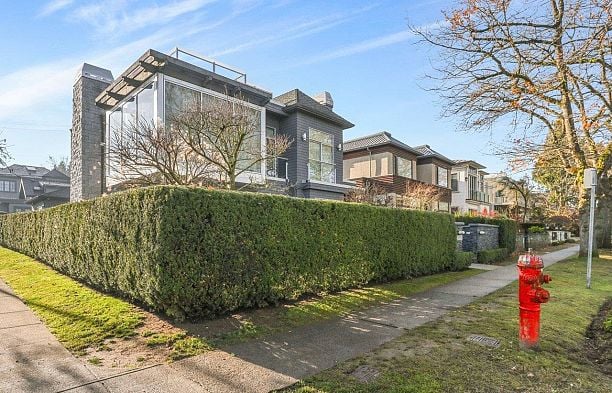 4306 W 8TH AVENUE Point Grey