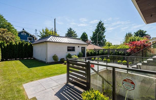 3708 W 1ST AVENUE Point Grey