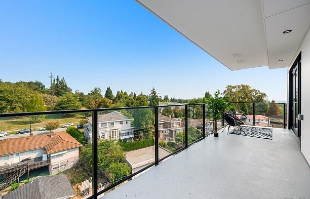 602 5168 CAMBIE STREET Cambie