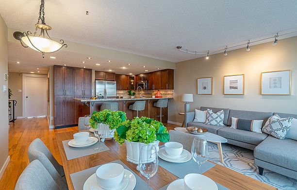 535 1515 W 2ND AVENUE False Creek