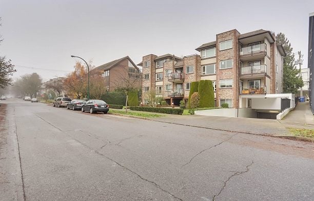 302 1251 W 71ST AVENUE Marpole