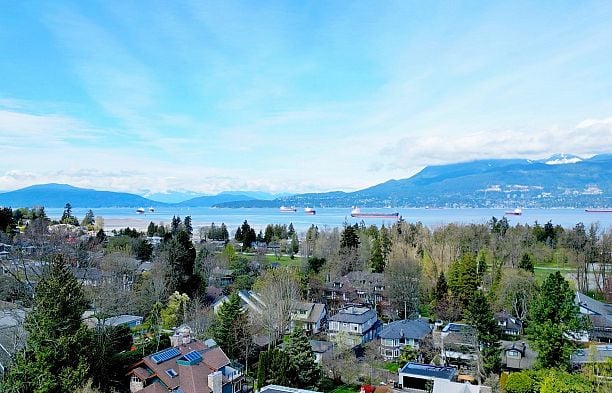 4350 LOCARNO CRESCENT Point Grey