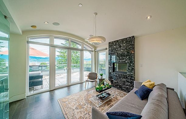 4350 LOCARNO CRESCENT Point Grey