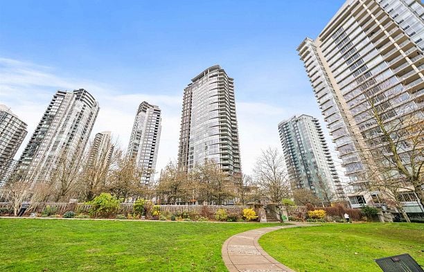 3103 455 BEACH CRESCENT Yaletown