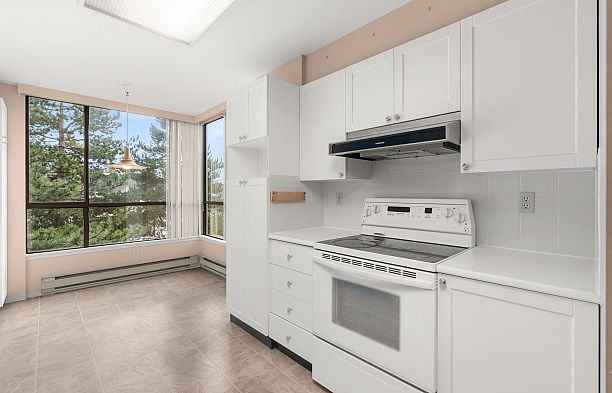 402 2115 W 40TH AVENUE Kerrisdale