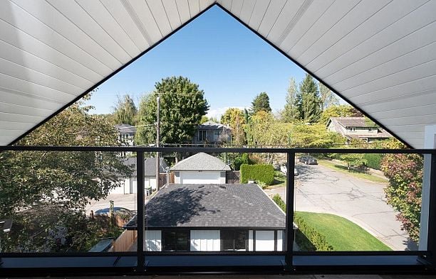 3075 COURTENAY STREET Point Grey