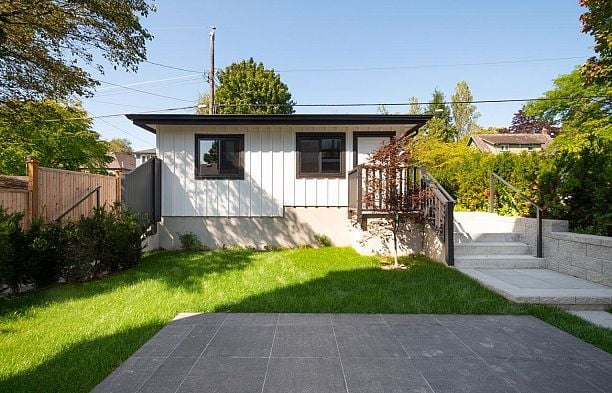 3075 COURTENAY STREET Point Grey