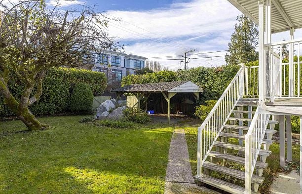 3806 W 3RD AVENUE Point Grey