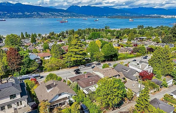 4570 W 4TH AVENUE Point Grey