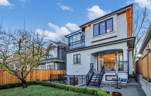 4307 W 13TH AVENUE Point Grey