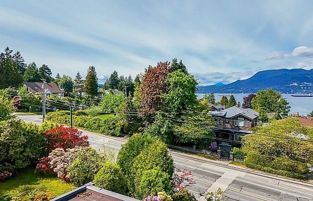 4570 W 4TH AVENUE Point Grey