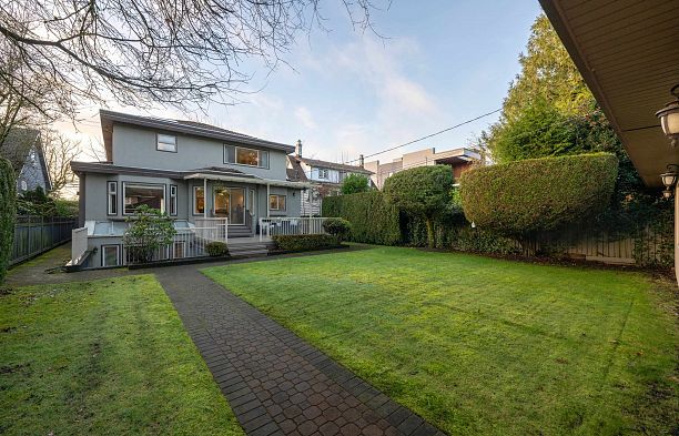 5566 TRAFALGAR STREET Kerrisdale