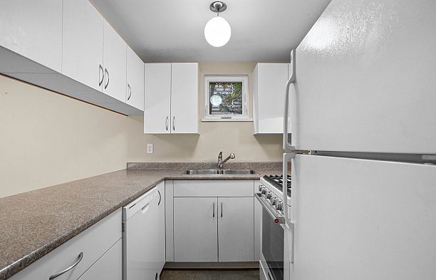 2312-2318 W 6TH AVENUE Kitsilano