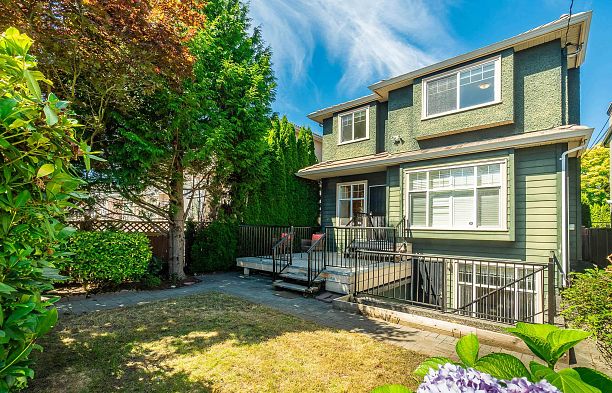 2818 W 19TH AVENUE Arbutus