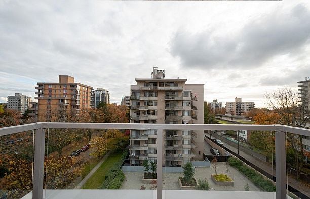 7 5389 VINE STREET Kerrisdale