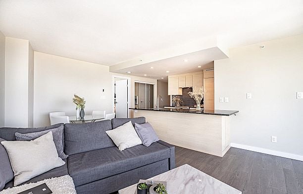 2706 488 SW MARINE DRIVE Marpole