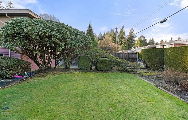 4651 W 16TH AVENUE Point Grey