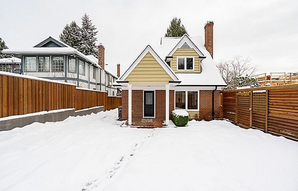 6455 VINE STREET Kerrisdale