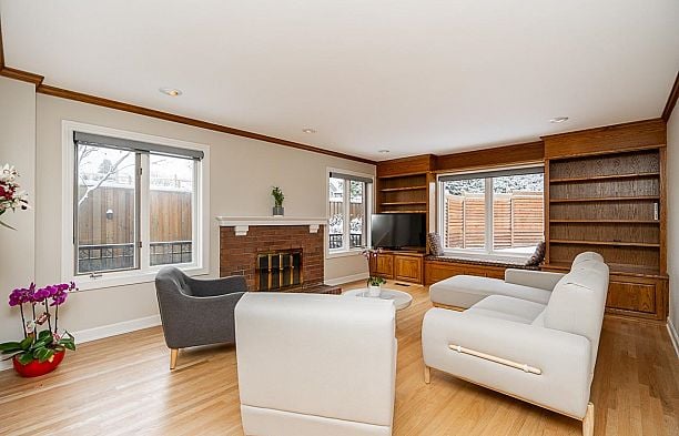 6455 VINE STREET Kerrisdale