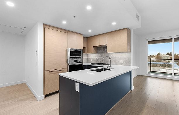 407 8888 OSLER STREET Marpole