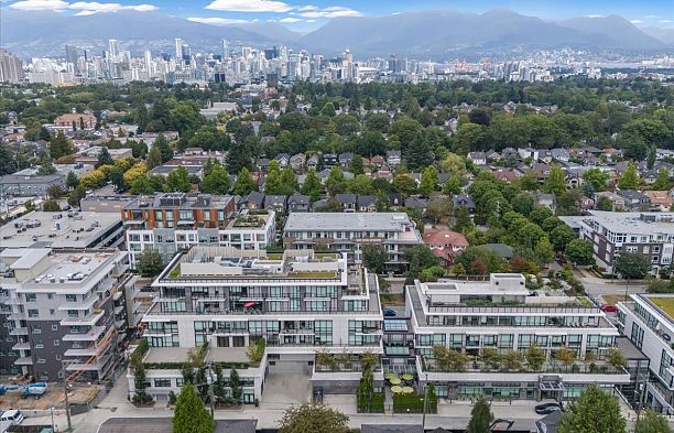 371 438 W KING EDWARD AVENUE Cambie